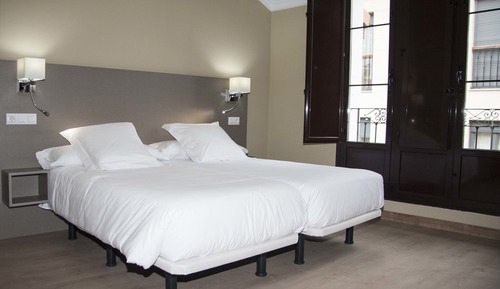 Chambre Supérieure Double ou avec lits jumeaux