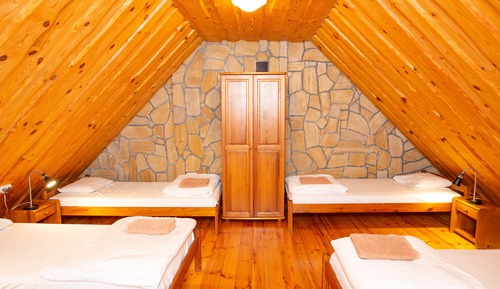 Cabane Familiale, plusieurs lits (8 persons)