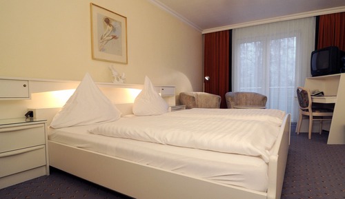 Chambre Double, salle de bains privée (Balcony)