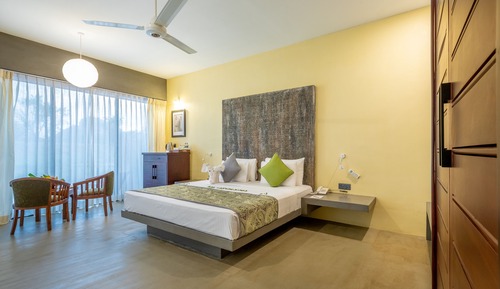 Chambre Deluxe, 1 très grand lit, non-fumeurs, vue montagne