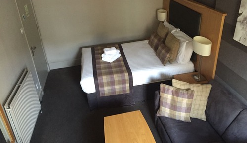 Chambre Double Standard, salle de bains attenante
