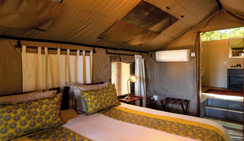Tente Luxe, 1 grand lit 1 place, non-fumeurs, vue fleuve