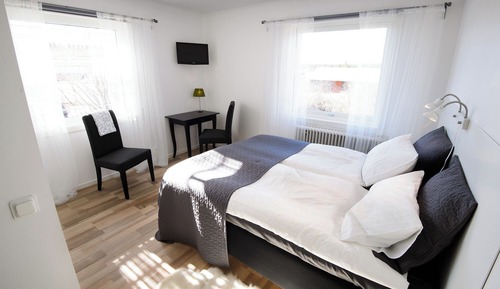 Twin Room Extra Large (Top Floor)