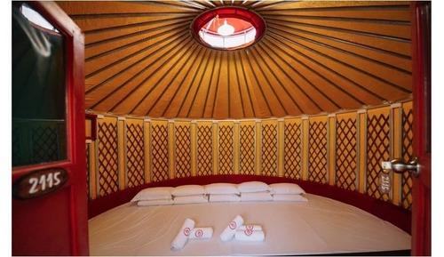 Tente (Mongolian Yurt 5 Pax)