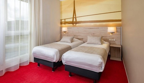 Chambre avec lits jumeaux