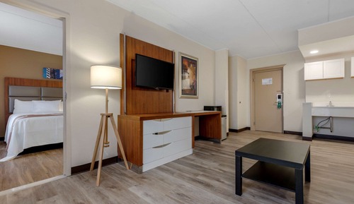 Suite, non-fumeurs (2 Double beds, 1 Sofa Bed)