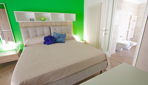 Studio, 1 grand lit, non-fumeurs, balcon (Liza)