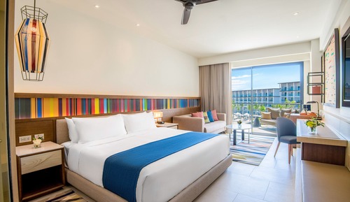 Resort View Junior Suite King