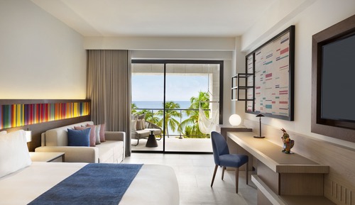 Club Ocean Front Junior Suite King