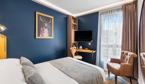 Chambre Supérieure, 1 lit double, accessible aux personnes à mobilité réduite, non-fumeurs