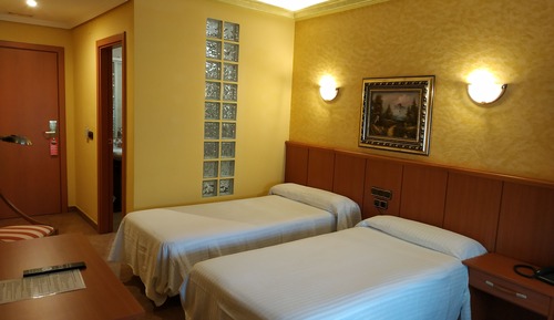 Chambre avec lits jumeaux, 2 lits une place, non-fumeurs, vue ville
