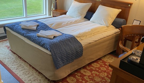 Chambre Double, salle de bains privée