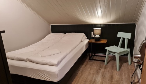 Chambre Double, salle de bains commune