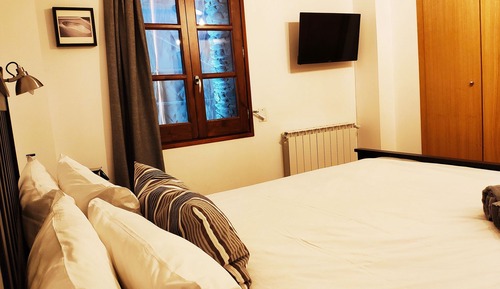 Chambre Double, salle de bains privée
