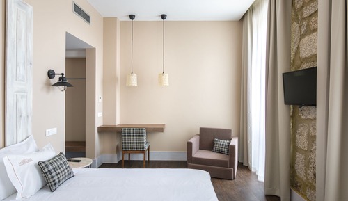 Chambre Standard Double ou avec lits jumeaux