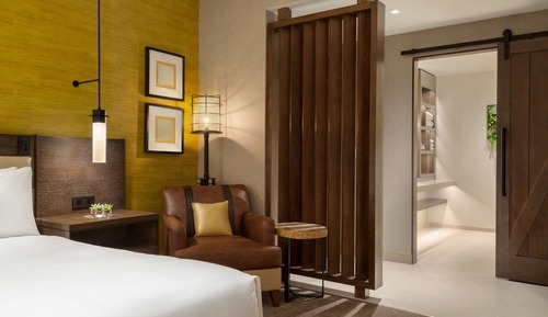 Chambre, 1 très grand lit