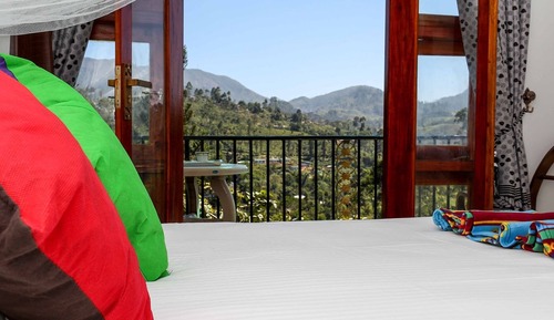 Chambre Standard, 1 chambre, fumeurs, vue colline