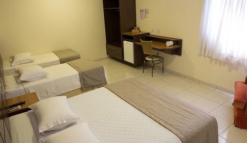 Chambre Familiale, plusieurs lits, non-fumeurs