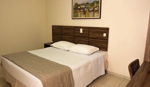 Chambre Simple, 1 lit double, non-fumeurs