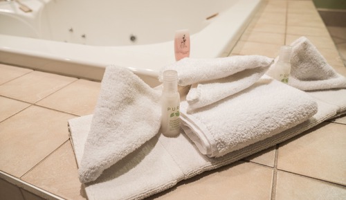 Chambre Deluxe, 1 grand lit, non-fumeurs, bain à remous