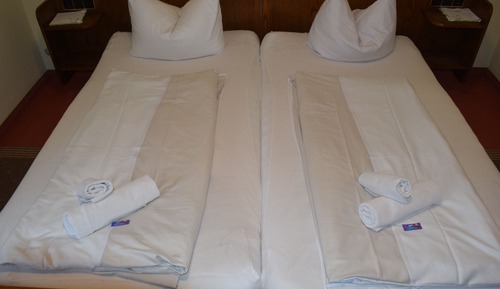 Chambre Double, salle de bains privée
