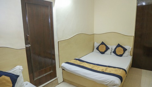 Chambre Triple Deluxe, 1 lit double