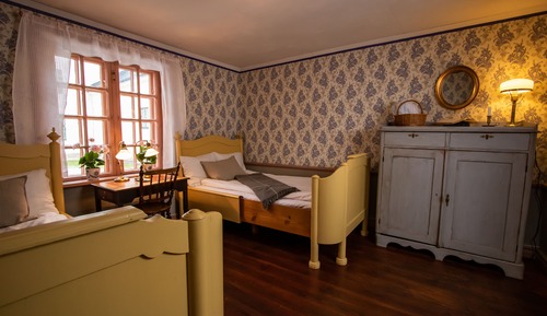 Chambre Classique avec lits jumeaux, salle de bains commune, rez-de-chaussée