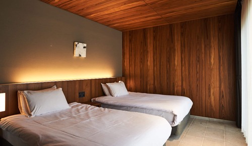 Suite Luxe (Maisonette,Available from 8 yrs old)