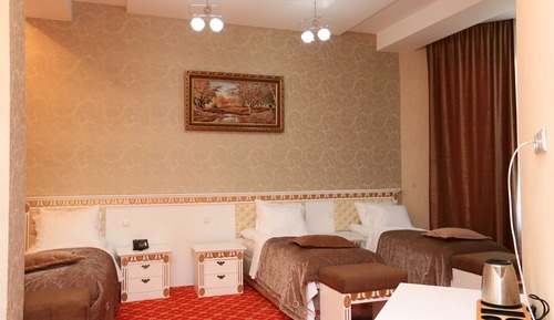 Chambre Triple Standard, 3 lits une place, vue mer