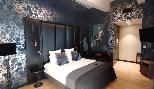 Chambre Supérieure, 1 très grand lit