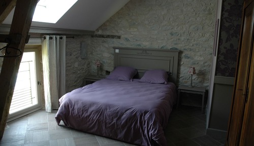 Chambre Double (Violette)
