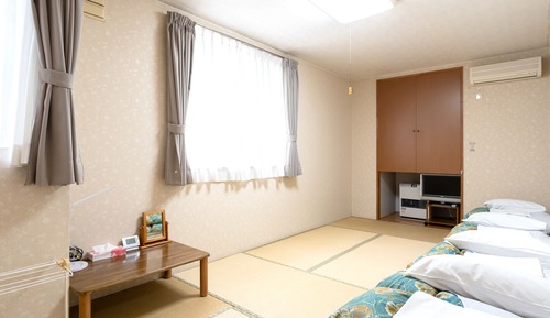 Chambre Tradition (Japanese Style, For 3 guests)