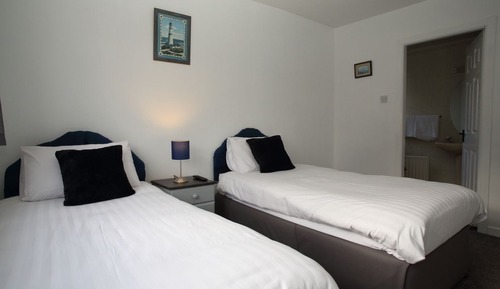 Chambre avec lits jumeaux