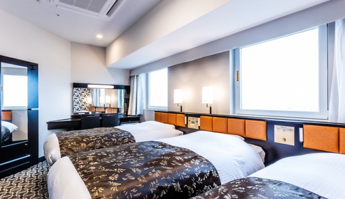 Chambre Triple, non-fumeurs (High Floor)