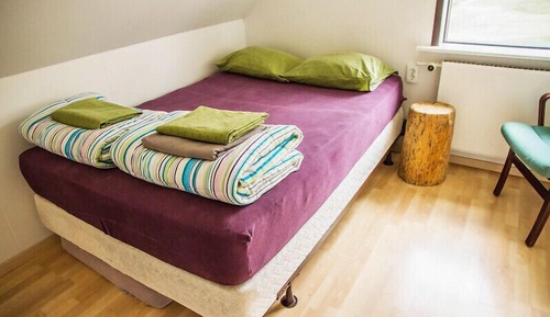 Chambre Double, salle de bains commune