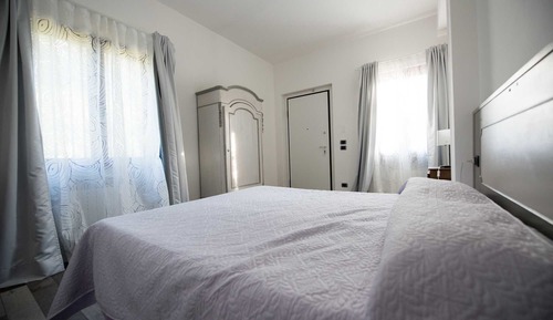 Chambre Double Classique, 1 grand lit