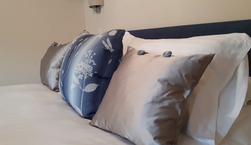 Chambre, 1 très grand lit (Dragonfly)