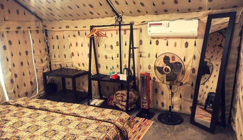 Chambre Deluxe Double ou avec lits jumeaux, 1 très grand lit, vue fleuve