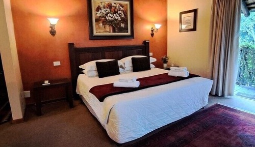 Chambre Double Exécutive, 1 très grand lit, vue jardin