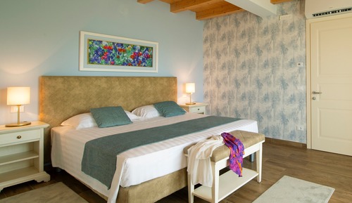 Suite Supérieure, vue colline