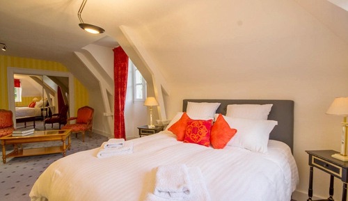 Suite Familiale (Dali)