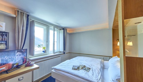 Chambre Familiale, 1 grand lit et 1 canapé-lit