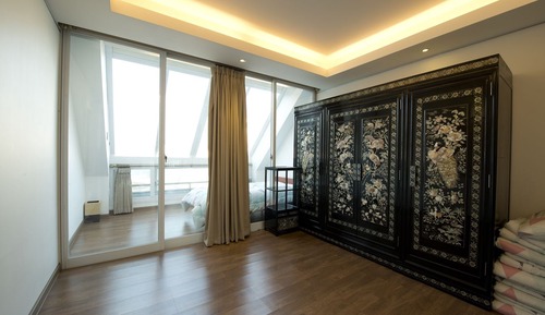 Chambre (Party Room, Yunseul)