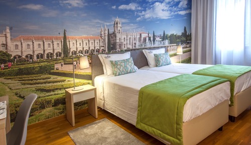 Chambre Double ou avec lits jumeaux, salle de bains privée (2nd Floor)