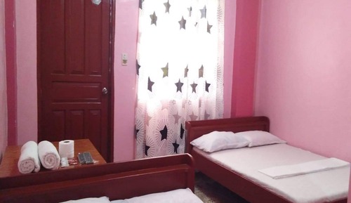 Chambre Double, salle de bains privée