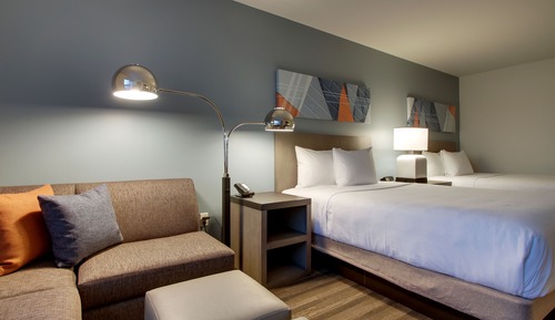 Chambre, 1 très grand lit, accessible aux personnes à mobilité réduite (With Shower)