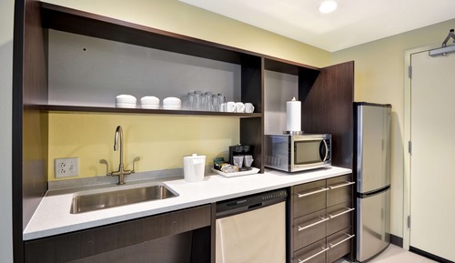 Chambre, 1 très grand lit, accessible aux personnes à mobilité réduite, non-fumeurs (Rollin Shower)