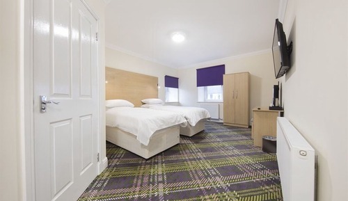 Chambre Double ou avec lits jumeaux, salle de bains attenante (3)