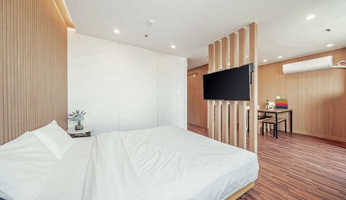 Standard Forest View Condo (4-person)