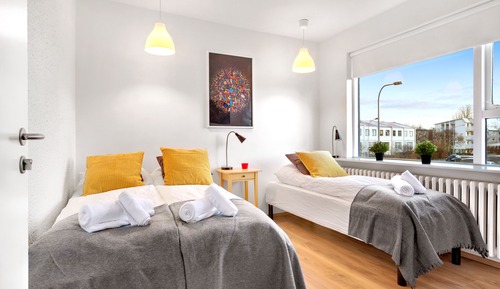 Chambre Triple, salle de bains commune